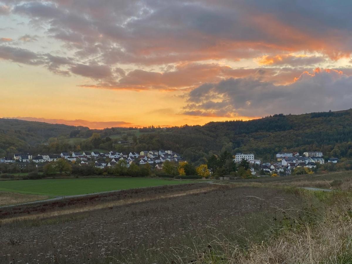 Fruehstueckspension Zur Krone Bad Endbach Bagian luar foto